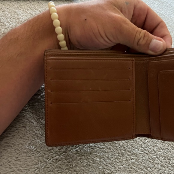 Louis Vutton Bifold Mens Wallet - Picture 4 of 6